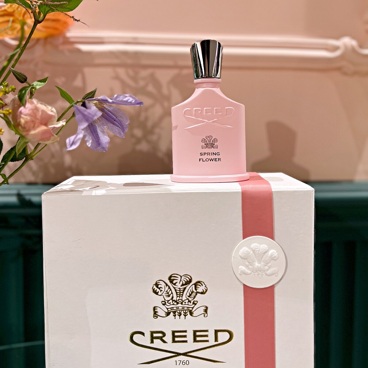 CREED Spring Flower春漾花華2023年以新瓶身上市。