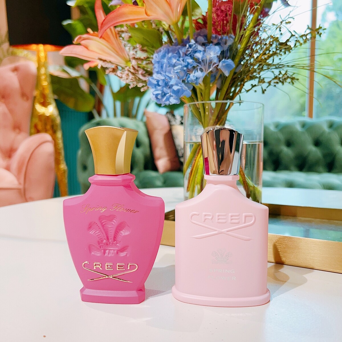 CREED Spring Flower春漾花華(左)舊款瓶身、(右)2023年新瓶身。