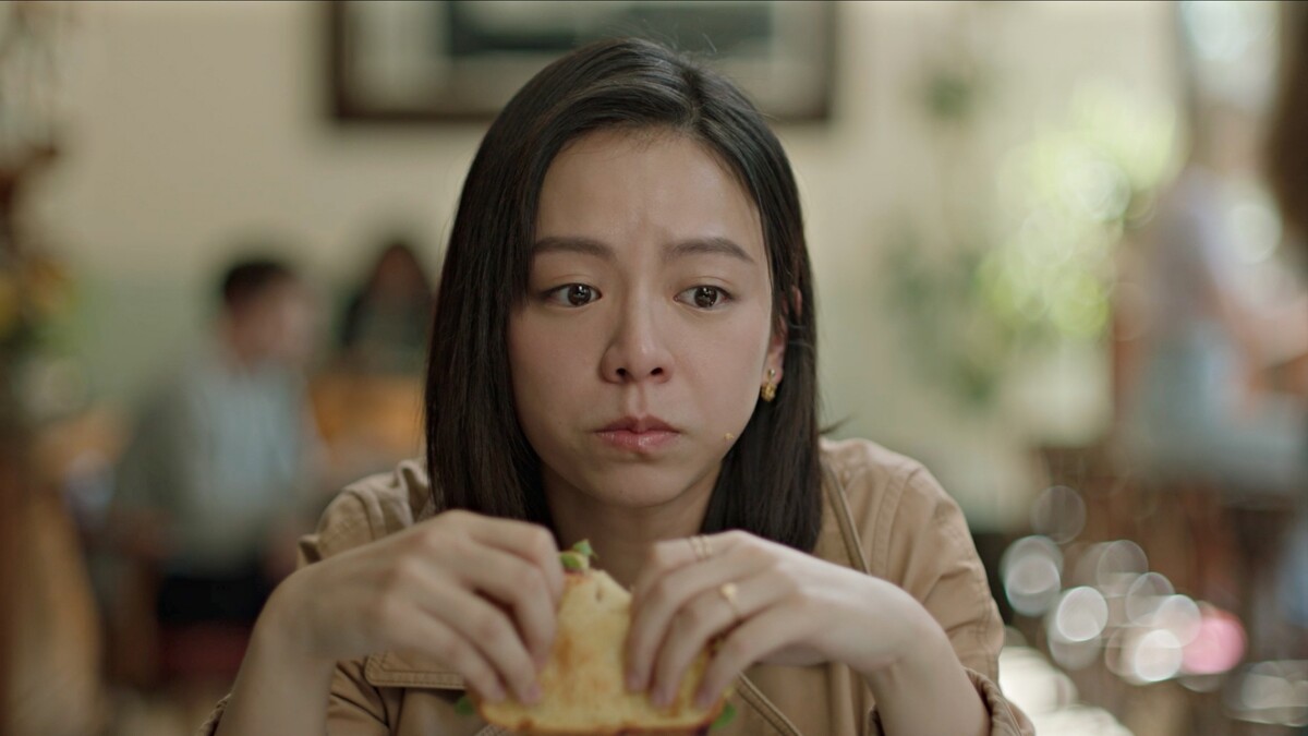 宋芸樺在《我的天堂城市》為了生活獨自打拚，邊吃三明治邊落淚的場面讓許多異鄉遊子很有共鳴。