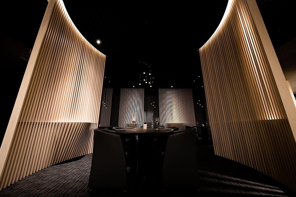 芝加哥米其林二星餐廳「Ever」。