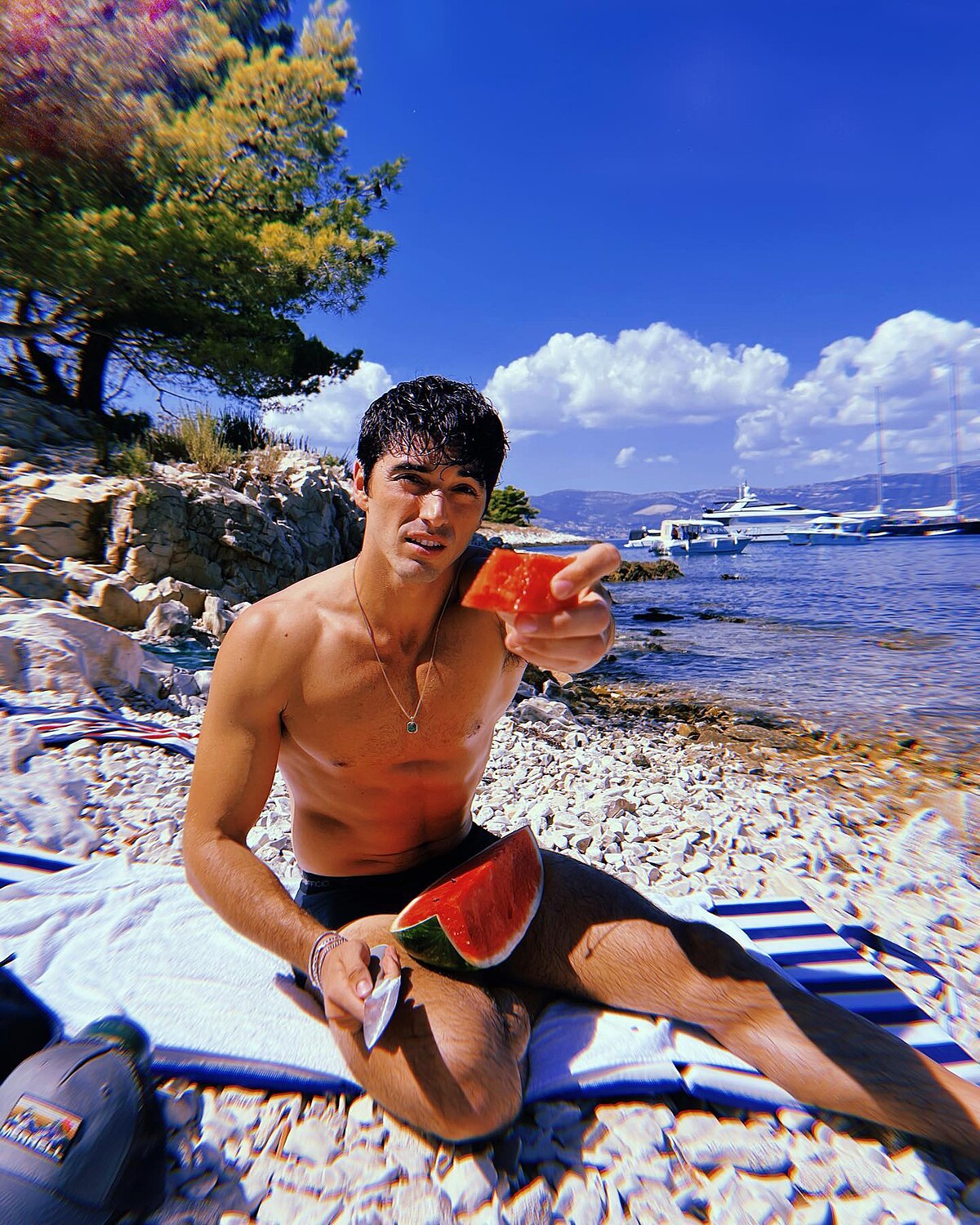 Taylor Zakhar Perez飾演 美國總統之子 Alex