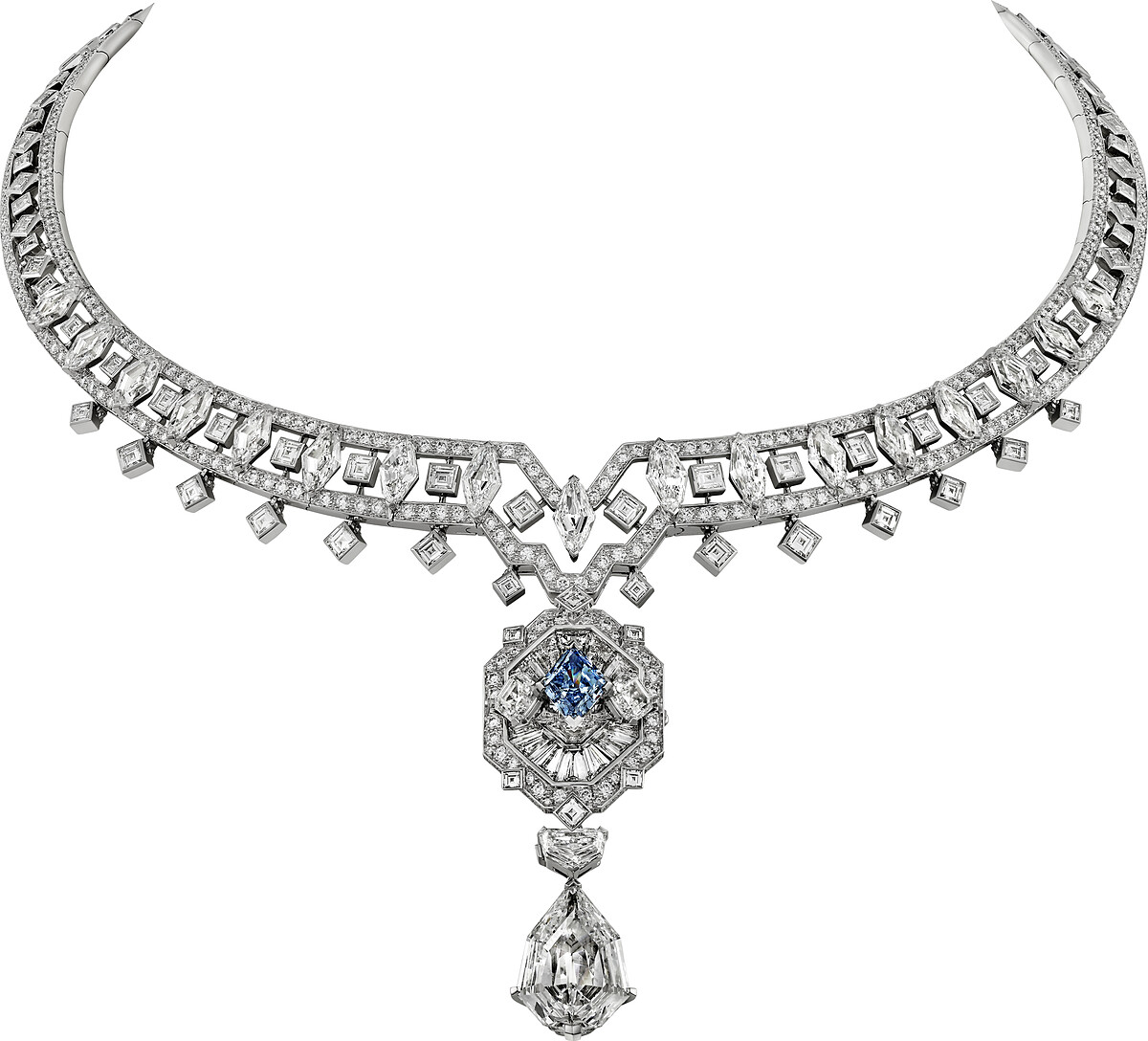 「Miroitement 」 的法文是光澤閃耀之意，代表這件套組中的2顆珍稀鑽石。白K金，一顆重2.07克拉的豔彩藍色改良菱形鑽石，一顆重8.45克拉的D IF級改良梨形階梯式切割鑽石，18顆改良菱形鑽石，2顆共重2.25克拉的D IF級IIa改良盾形鑽石，方形鑽石，阿斯恰形切割及圓形明亮式切割鑽石。參考價格約NT$ 364,500,000