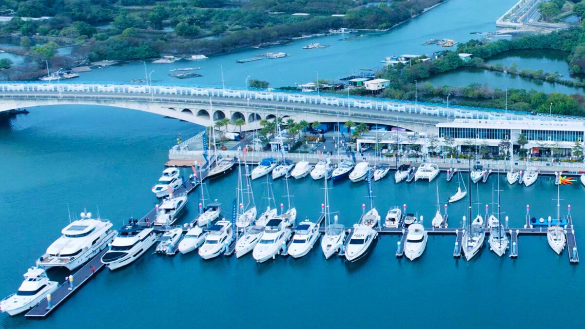 亞果遊艇集團-瑞典進口座艙型37呎遊艇遊程券（價值NT25,000元）限量2份。