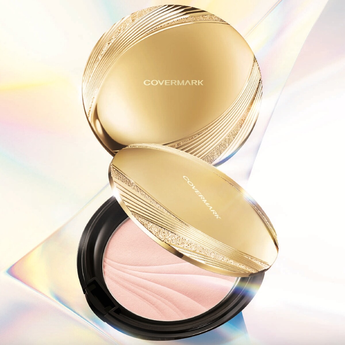 COVERMARK鏡次元極光粉餅餅SPF23/PA++，NT1,850(粉蕊NT1,600、海綿NT150