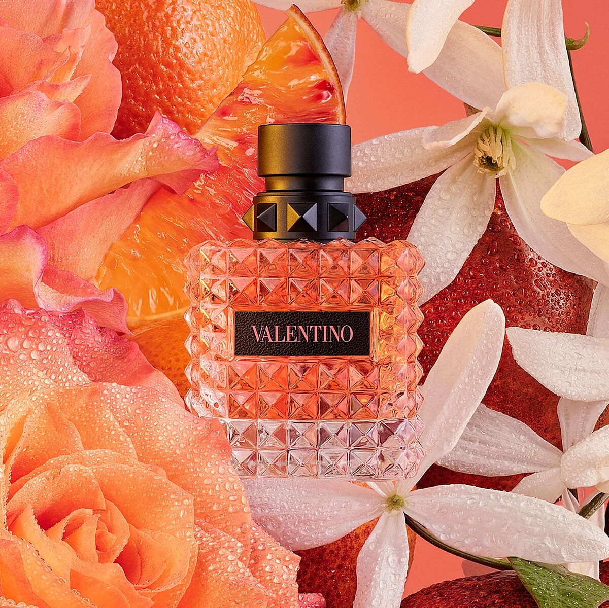 Valentino BORN IN ROMA DONNA CORAL FANTASY 訂製羅馬女香CORAL FANTASY 10ml，NT1,100、30ml，NT2,650、50ml，NT3,900、100ml，NT5,200