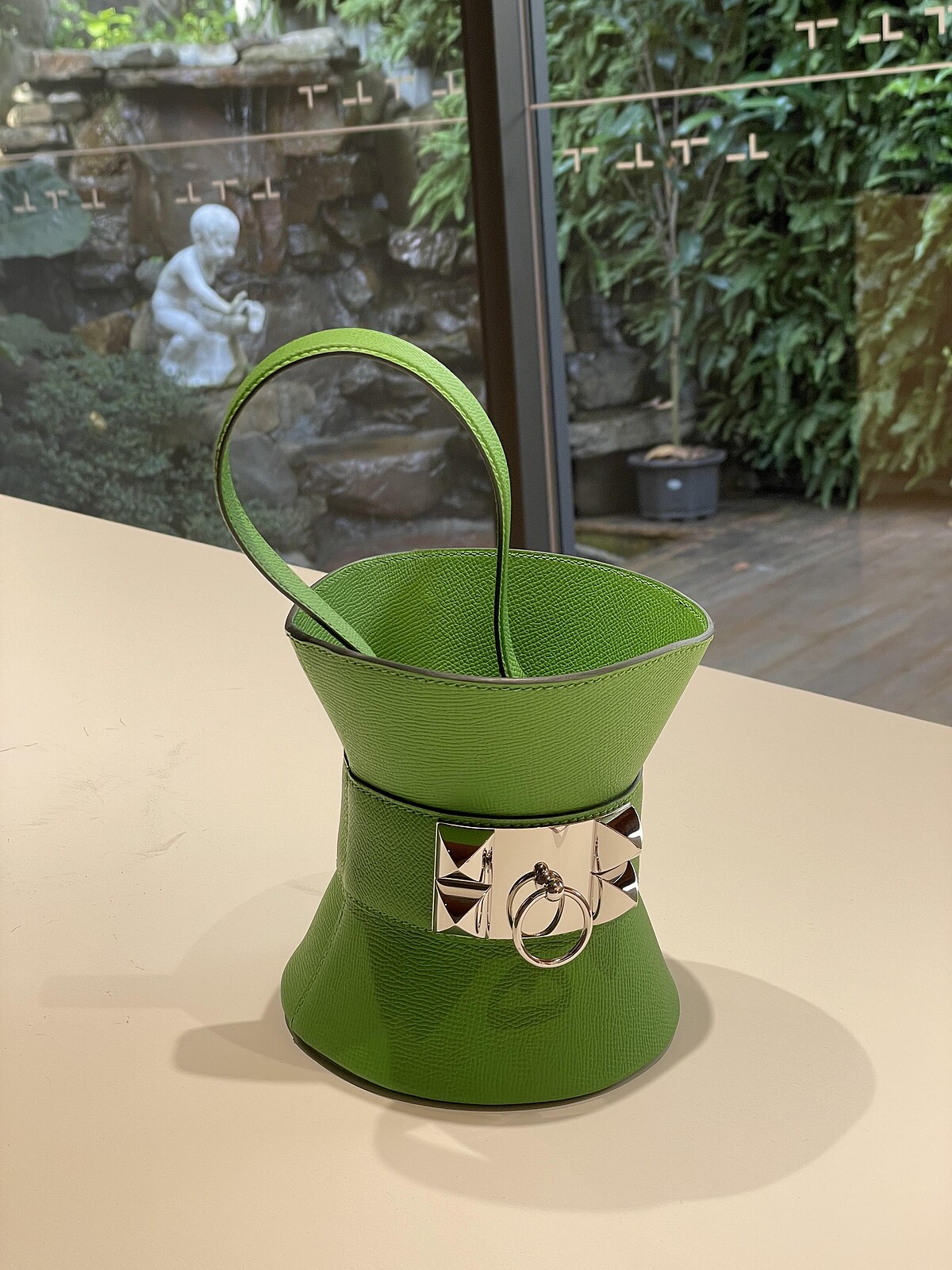 愛馬仕Mini M&eacute;dor，NT$261,200。