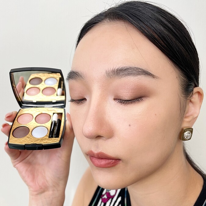 香奈兒拜占庭珠寶四色眼影(#328水晶)眼妝試色。