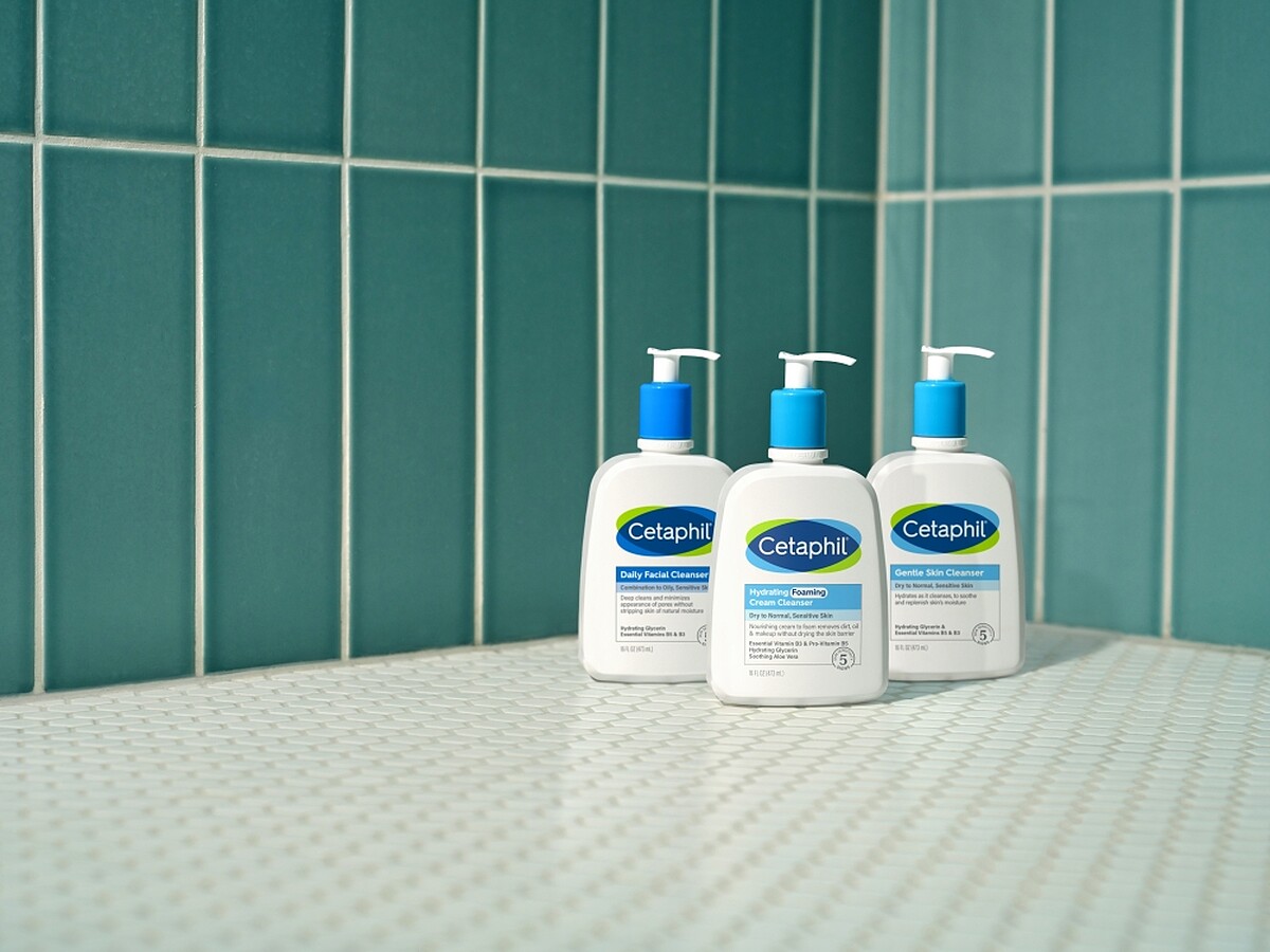 舒特膚全效泡泡潔膚乳236ml，NT619