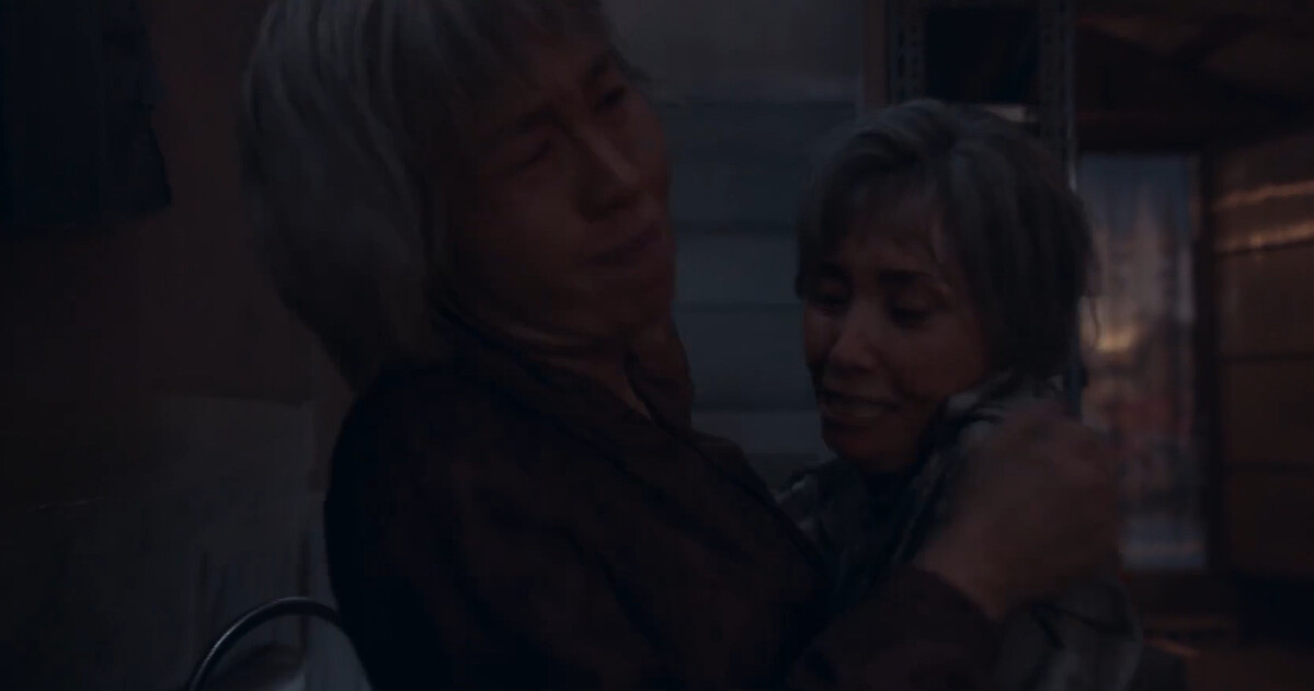 《假面女郎》廉惠蘭(左)和文淑(右)在劇中廝殺