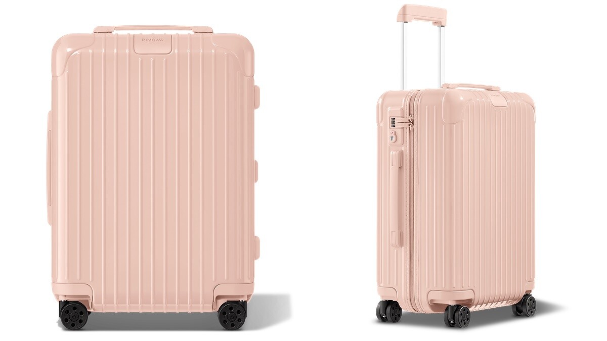 RIMOWA Essential Cabin Petal 花瓣粉行李箱 NT$30,500。