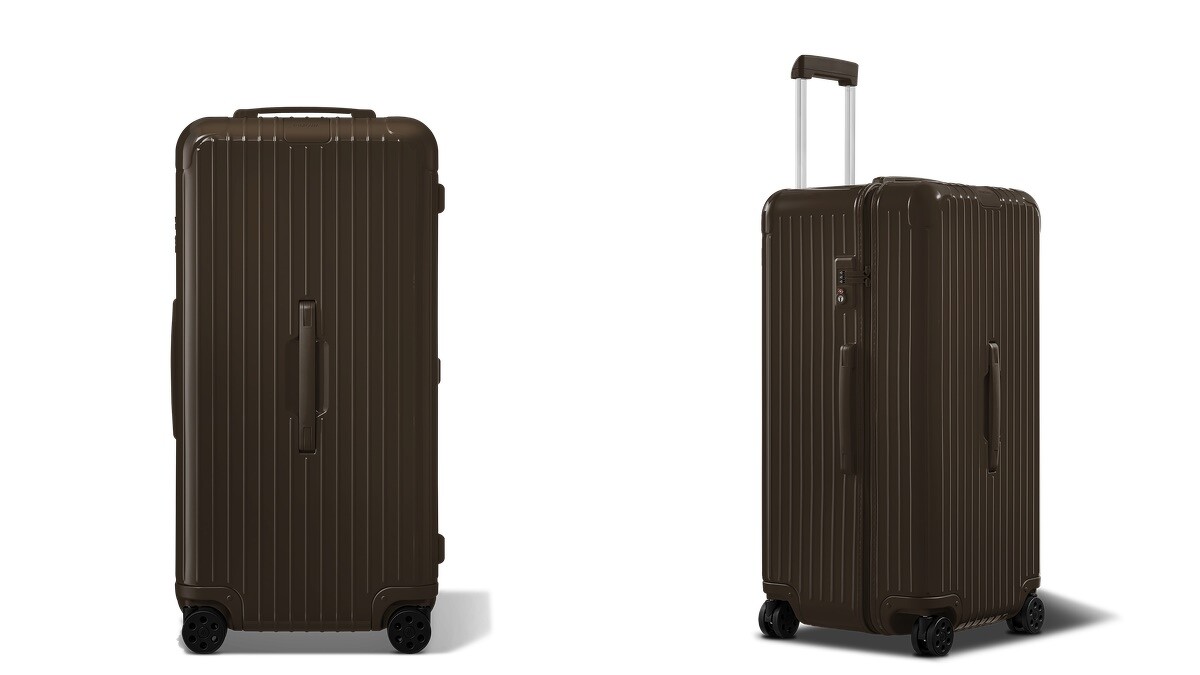 RIMOWA Essential Trunk Plus Cedar 雪松木行李箱 NT$48,400。