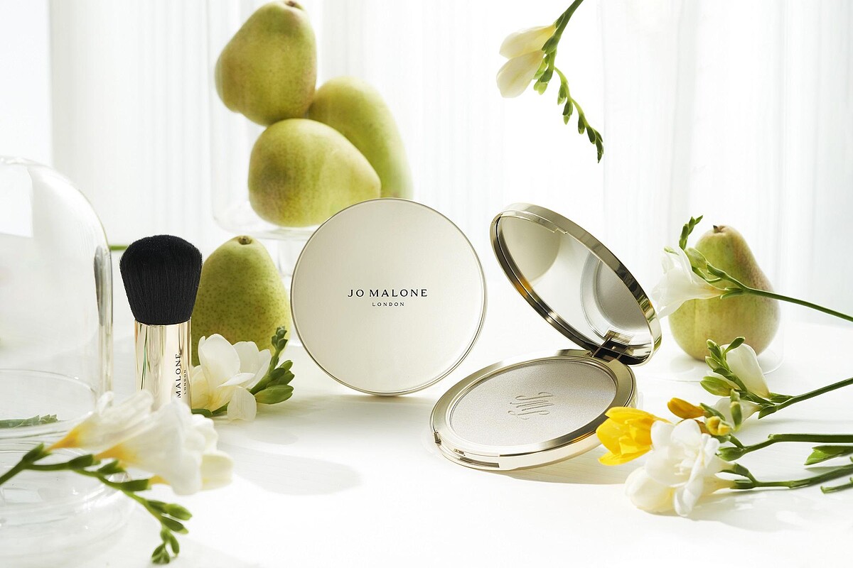 英國梨與小蒼蘭身體香氛蜜粉餅15g NT2,800