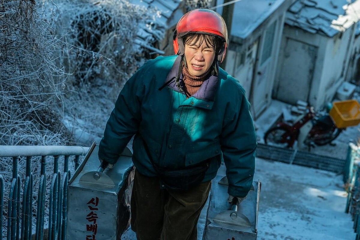 《假面女郎》金慶子做各種工作賺錢扶養兒子長大