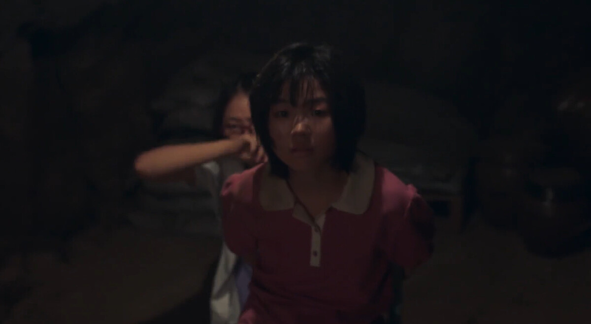 《假面女郎》美貌同時被好朋友藝春、外婆和媽媽救