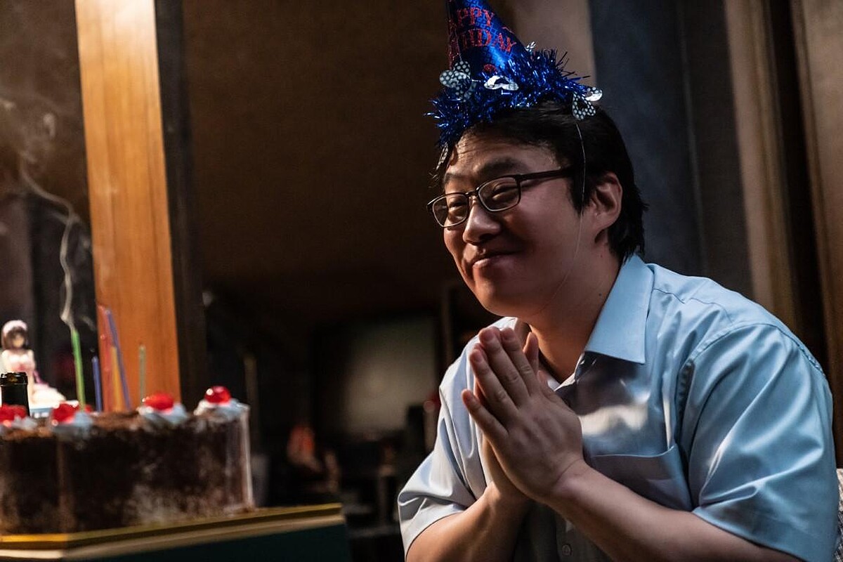 《假面女郎》朱悟南假裝充氣娃娃為他慶生