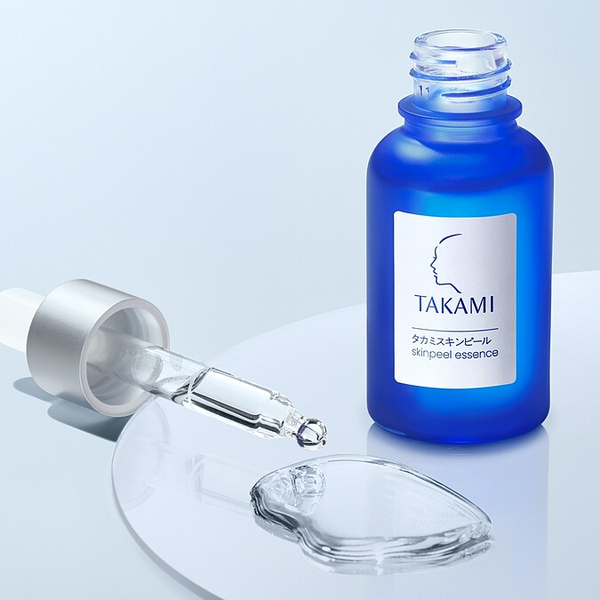 TAKAMI角質道小藍瓶30ml，NT1,780、60ml，NT2,850