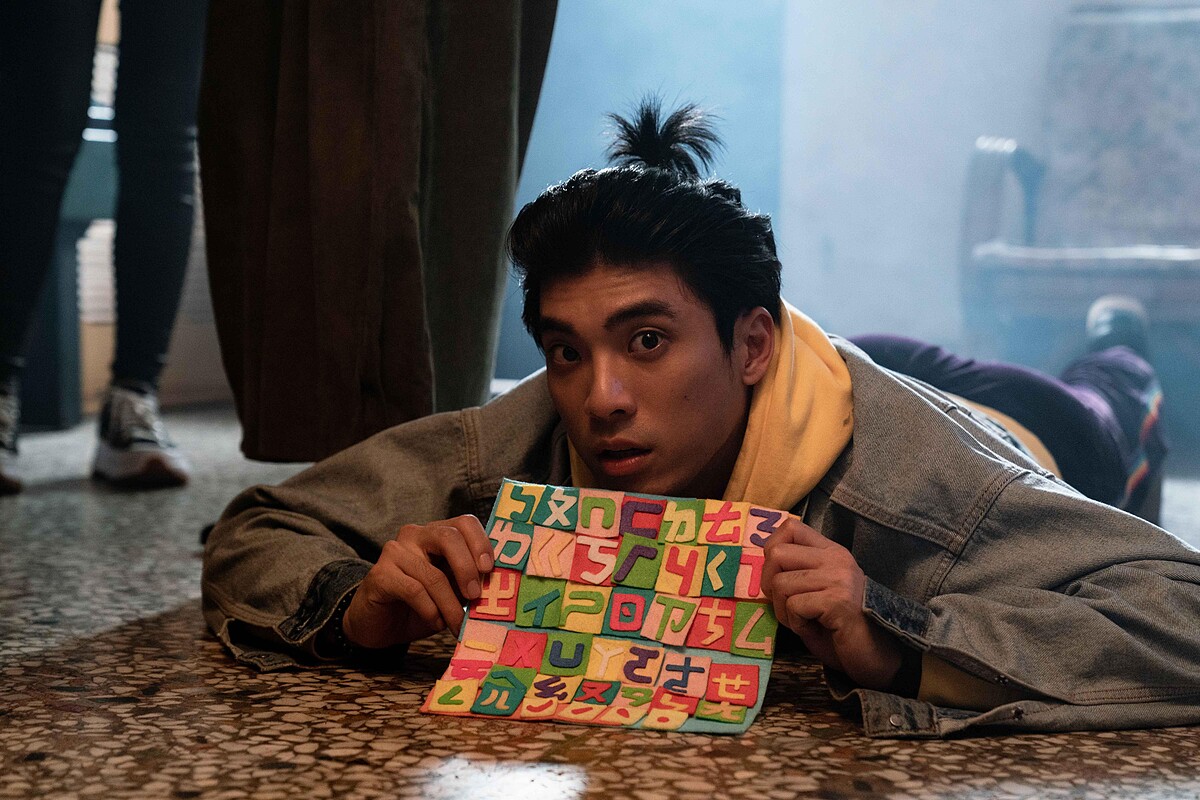 《地獄里長》林哲熹劇中靠「注音板」與靈界鬼魂溝通,進而破解案情