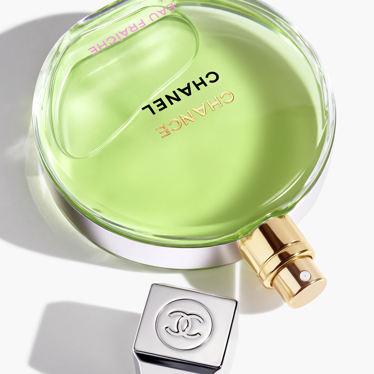 香奈兒CHANCE綠色輕盈香水50ml，NT4,500、100ml，NT6,400