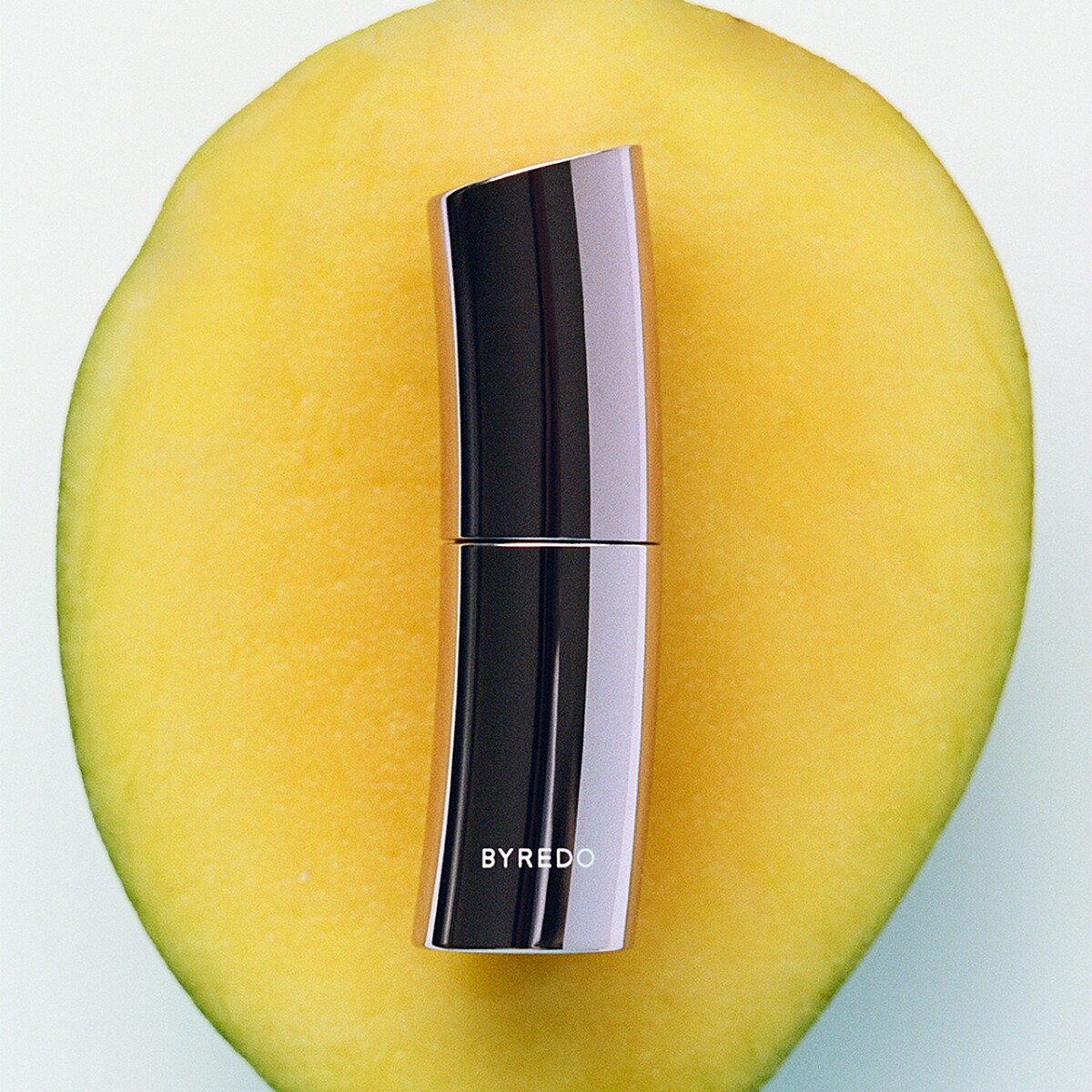Byredo 2023限量芒果護唇膏形象圖。
