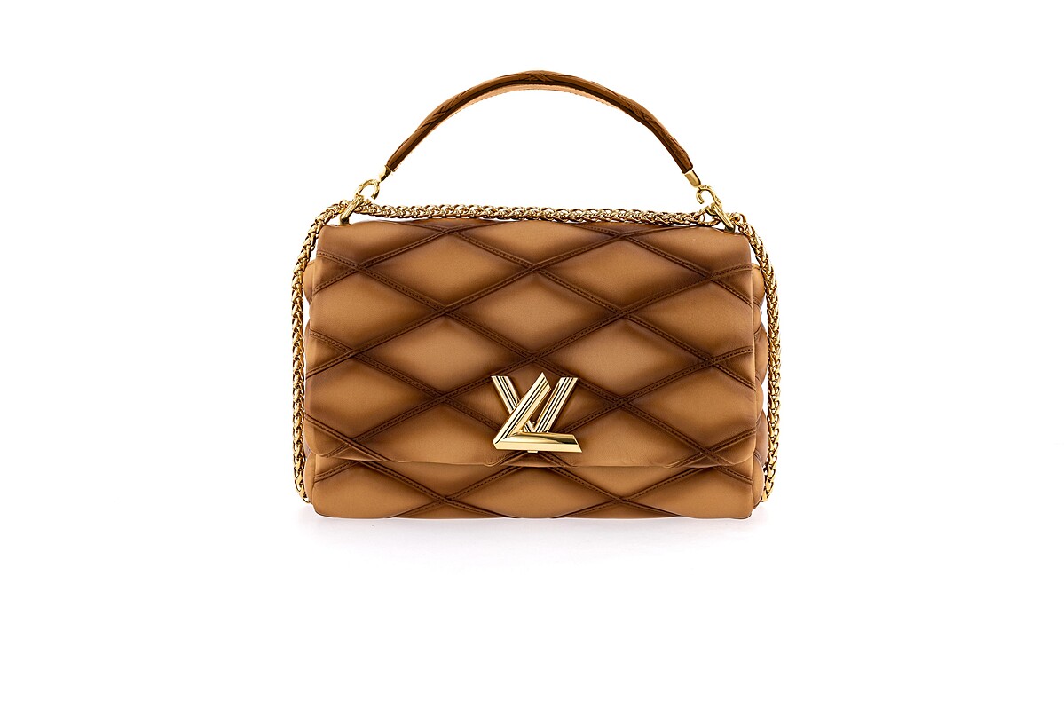 LV GO-14 GM SMOKED SABLE，NT$242,000。