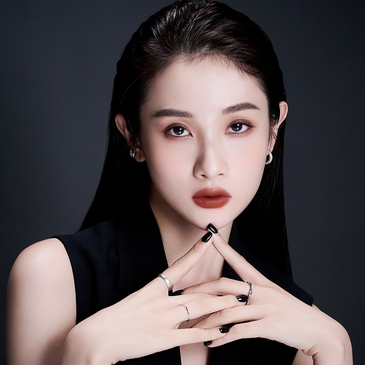 shu uemura植村秀2023年無色限輕霧保濕唇膏(#BR793)，NT1,250