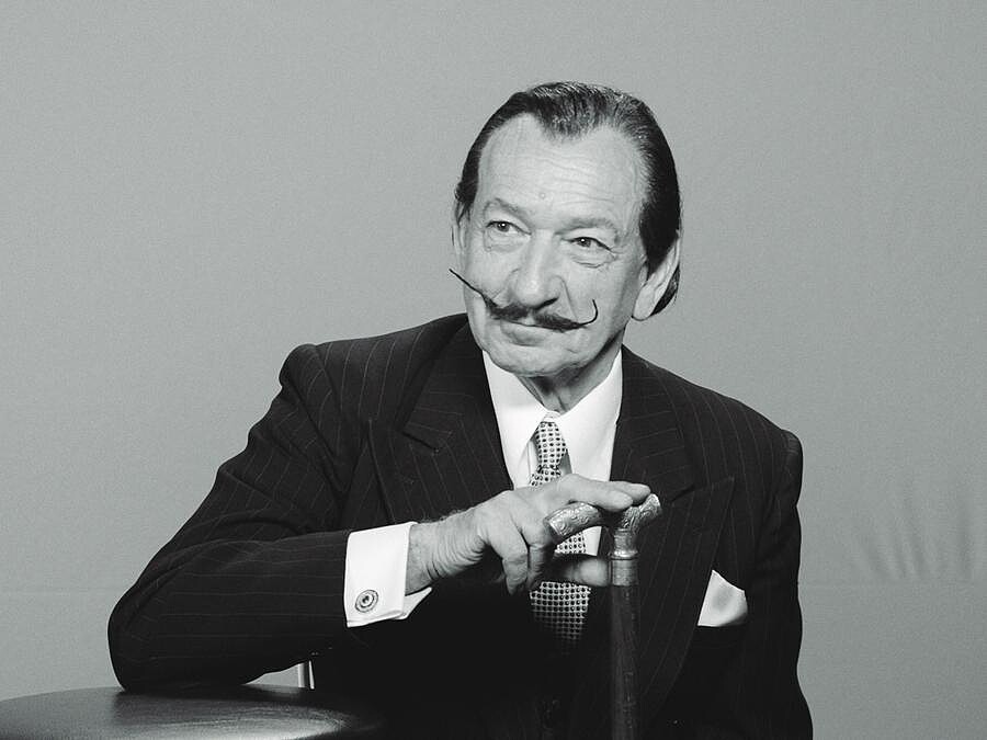 達利：慾望之謎》_奧斯卡影帝班金斯利繼甘地後再挑戰歷史人物，神還原瘋狂藝術家達利