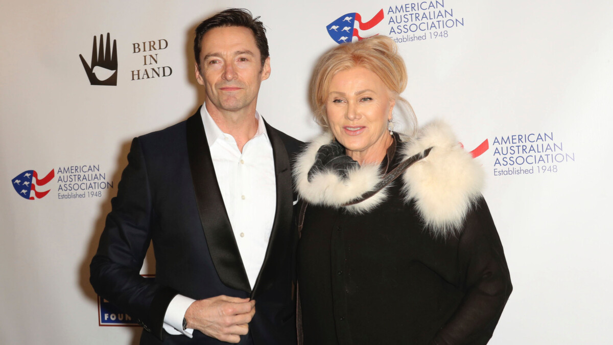 休傑克曼和黛博拉相差13歲。