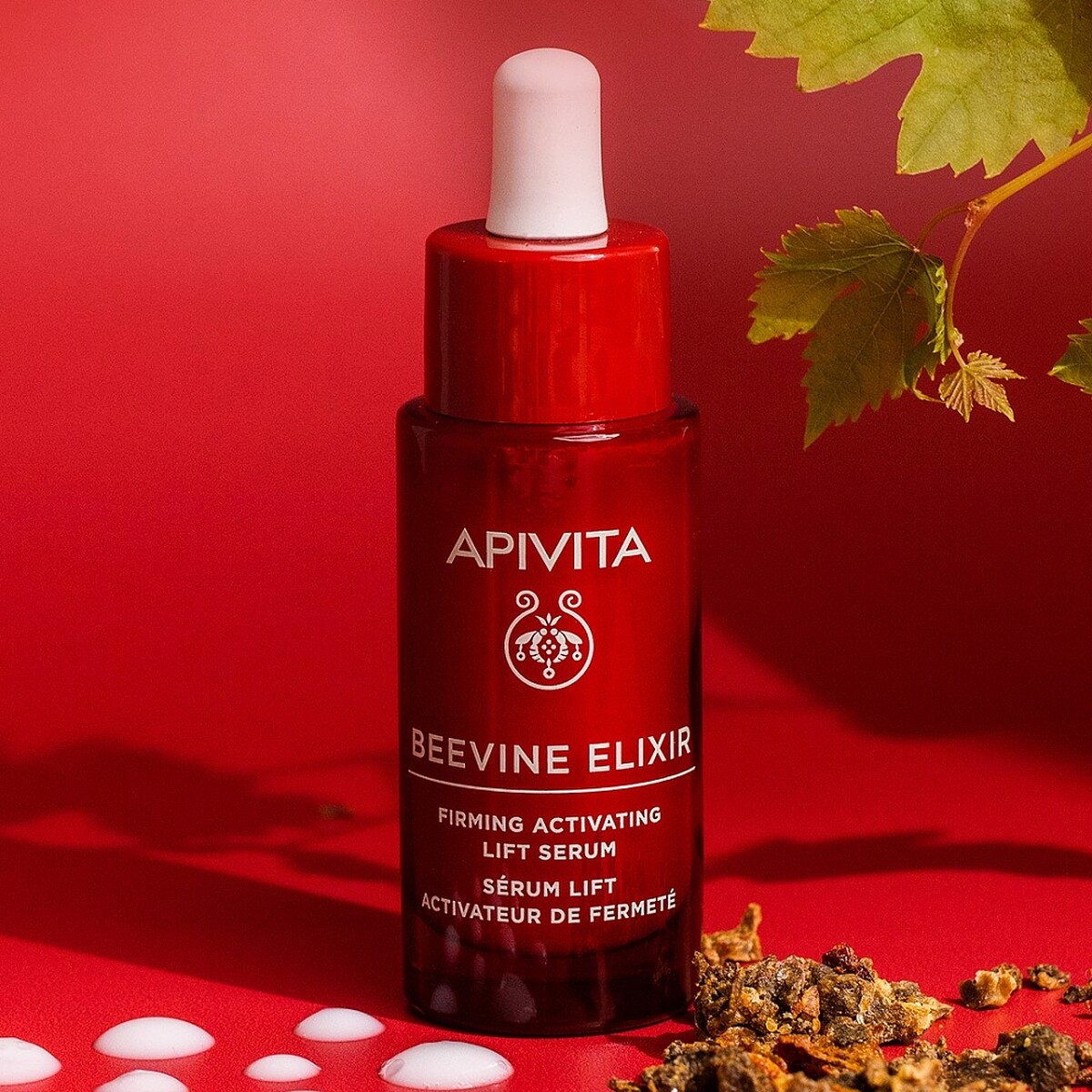 APIVITA膠原緊緻彈潤精華情境圖。