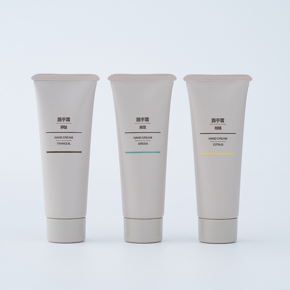 MUJI無印良品芳香護手霜，左起為靜謐、綠意、柑橘。