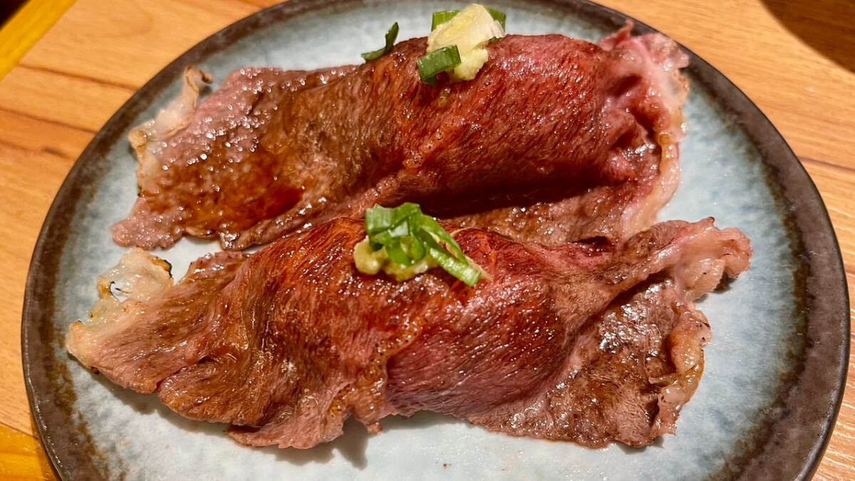 炙燒和牛握壽司也可以吃到飽。