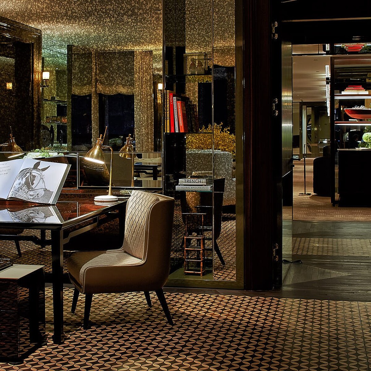 行政廊瑞閣（Manor Club）。