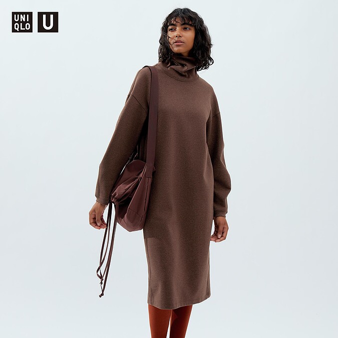 U 磨毛高領洋裝（長袖） 售價NT$1,290。