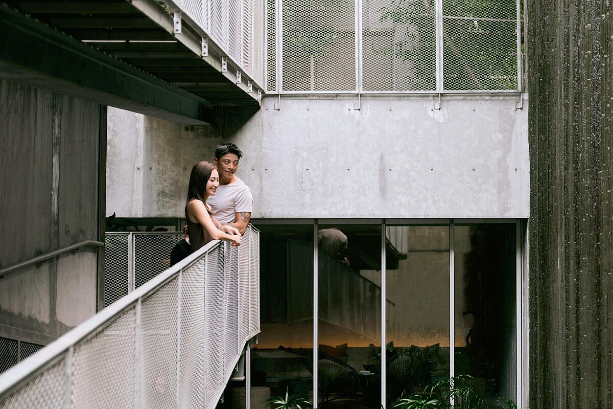 Ray與Jennifer二位KOL，同框演繹HUNDR. X了了礁溪《探索舒適慢旅生活》企劃形象。