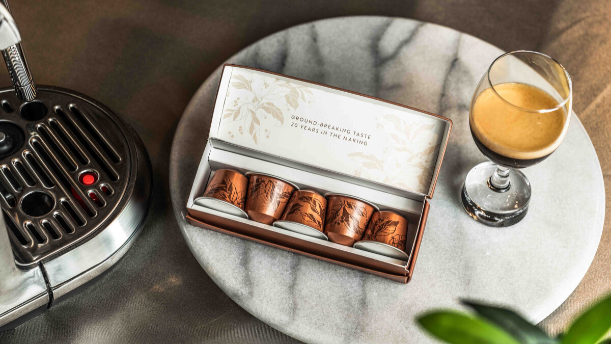 細細品嚐N&deg;20，可以嚐到橙花香調及清新柑橘香調。