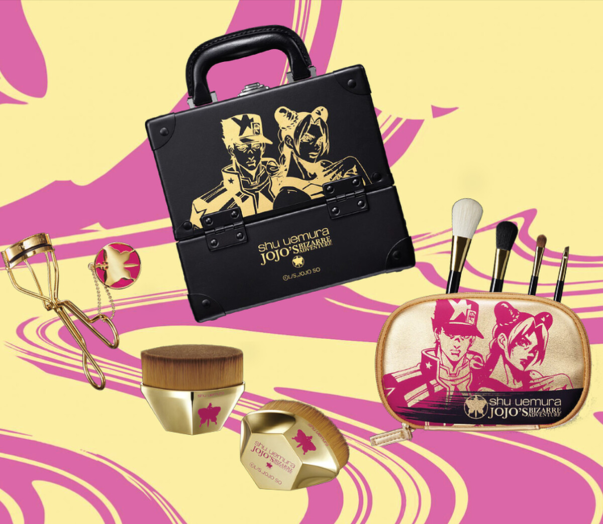 shu uemura植村秀X JOJO的奇妙冒險限量聯名彩妝睫毛夾NT650、#55零刷痕粉底刷NTD1,900、迷你刷具組NT2,000、彩妝箱NT9,500