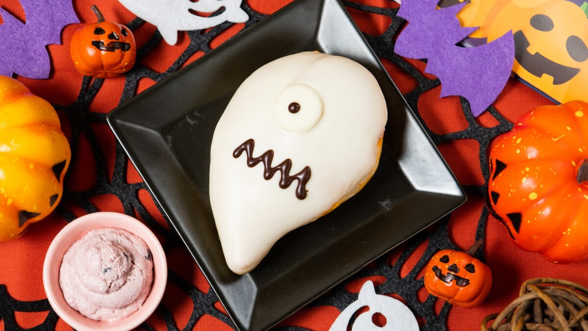 Mister Donut萬聖節甜甜圈藍莓優格幽靈。