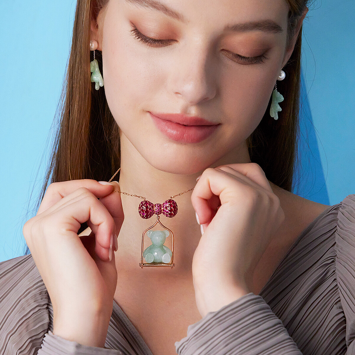 林曉同珠寶，Eric Jade Bear 鞦韆熊，價格店洽。