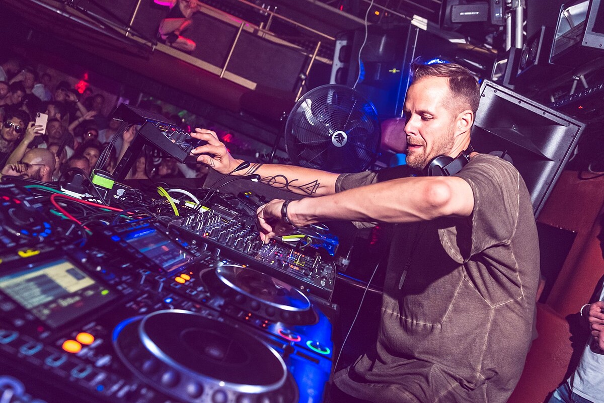 「Techno傳奇王者」Adam Beyer