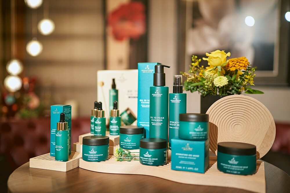 AROMATHERAPY ASSOCIATES 2023年推出三個全新臉部護膚課程，採用bio舒心平衡系列產品。