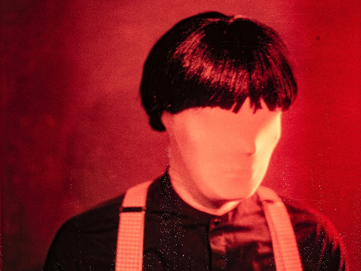 紐西蘭蒙面歌手 Jonathan Bree。