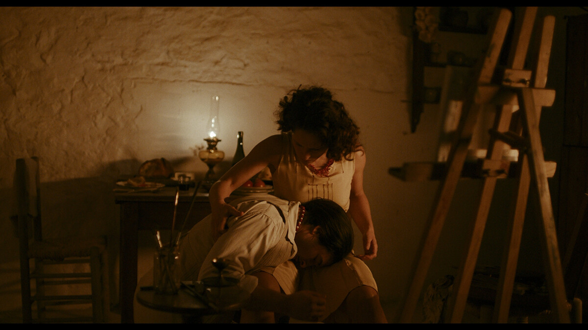 《達利：慾望之謎》達利對加拉一見鍾情＿年輕的達利夫妻分別由伊薩米勒 Ezra Miller跟阿維塔爾洛娃 Avital Lvova 飾演