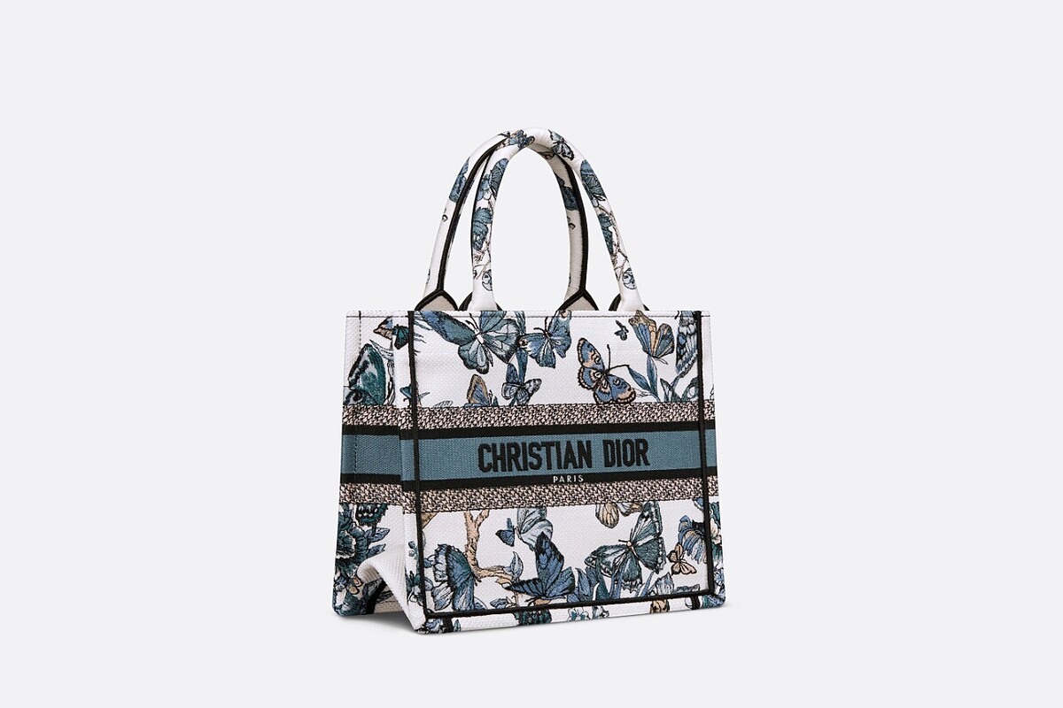 小碼DIOR BOOK TOTE，NT$105,000。
