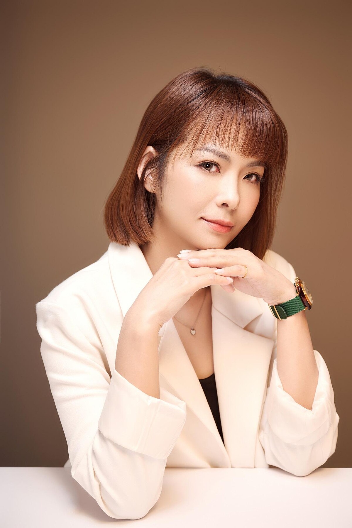 診所實際案例-埋線拉提