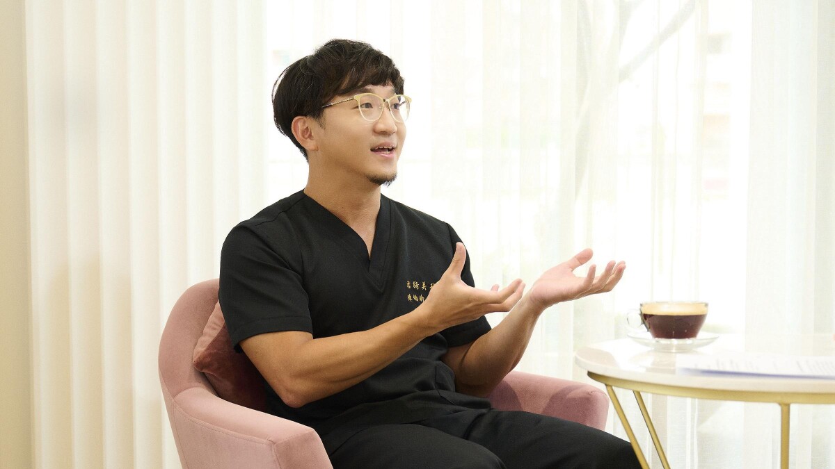 超有感細紋熨斗美國肉毒桿菌素！君綺醫美陳伯瑜醫生親自揭秘為何它能成為女明星鍾愛的緊緻保養，只要30分鐘變年輕叫女人怎麼能不入坑！