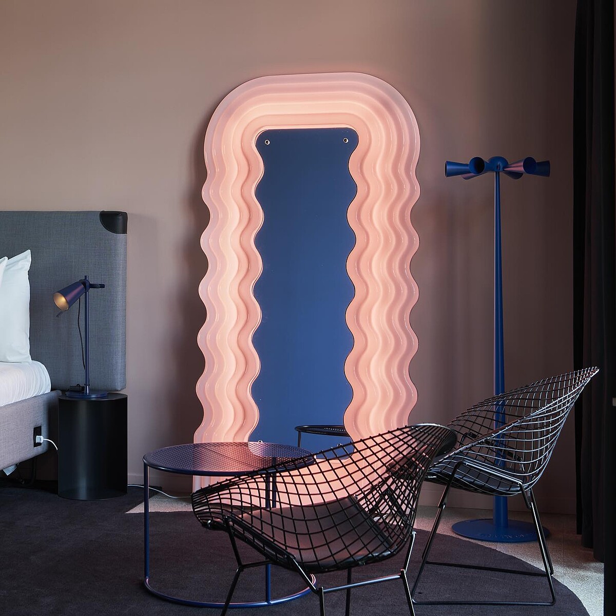 《Ultrafragola》因為在許多品牌和明星使用加持下，成為了潮流風格傢俱。