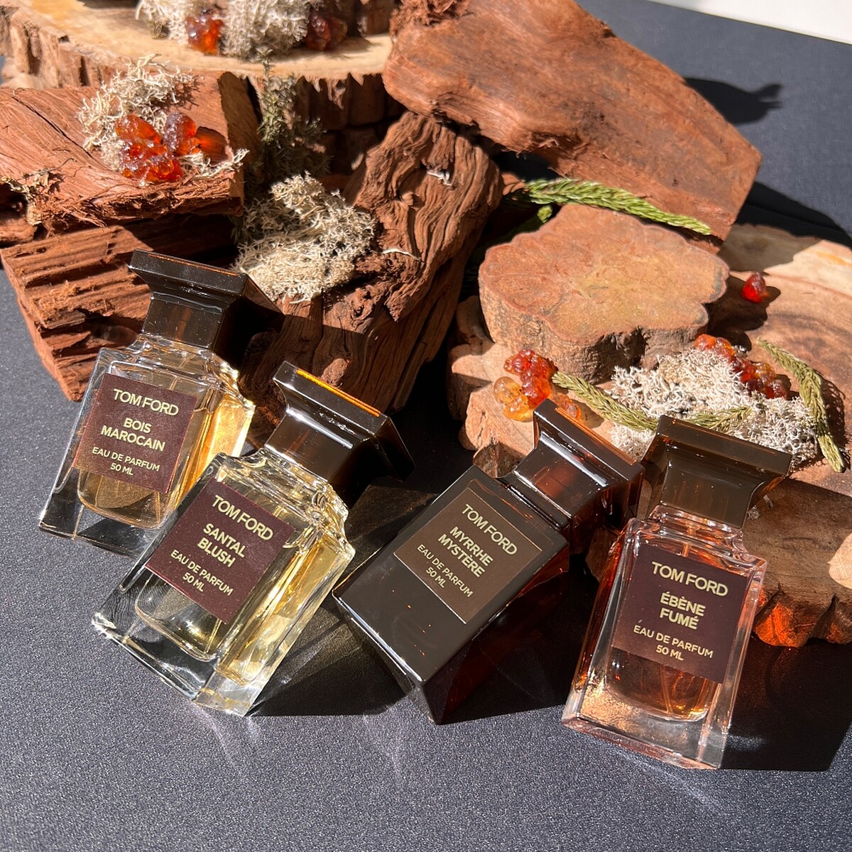 TOM FORD私人調香系列木質調香水。