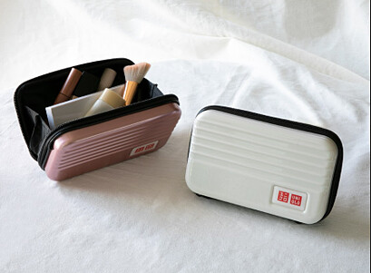 UNIQLO雙11滿額贈硬殼收納包。