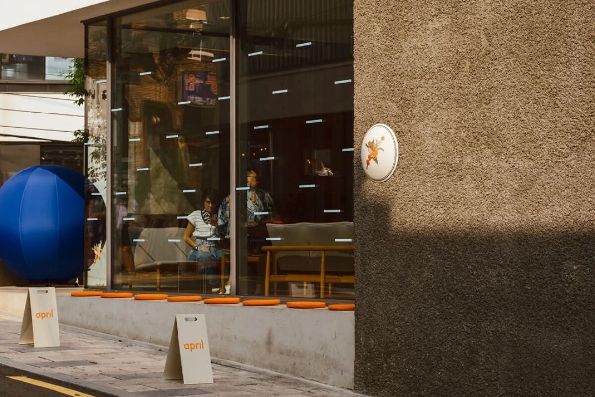 「April Coffee」首爾店空間。