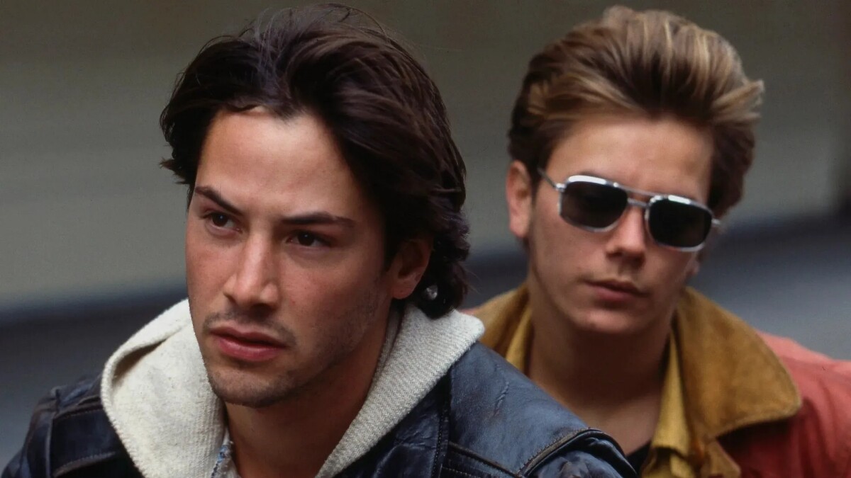  與基努李維演出《My Own Private Idaho 男人的一半還是男人》。