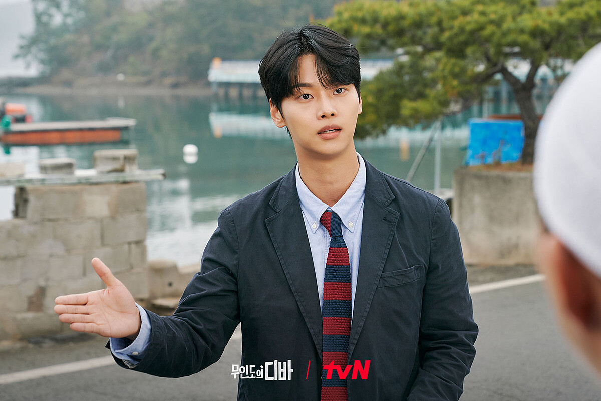 遇學替木河教訓侵占房產的老鄰居,告訴他們無人通報木河失蹤,就不會被宣告死亡